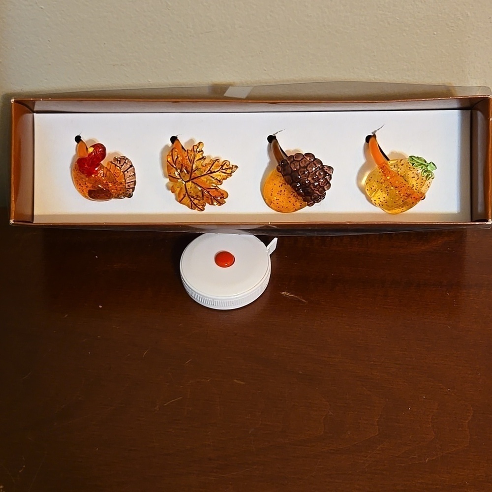 Plastic Thanksgiving Napkin Rings Set of 4